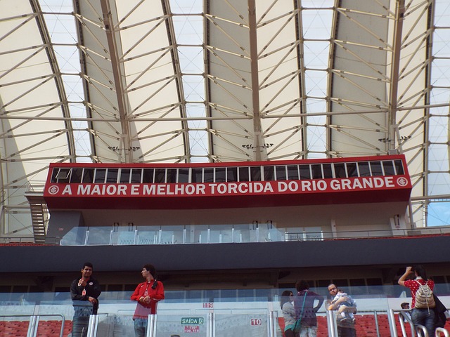 更彰显了大 更彰显了大